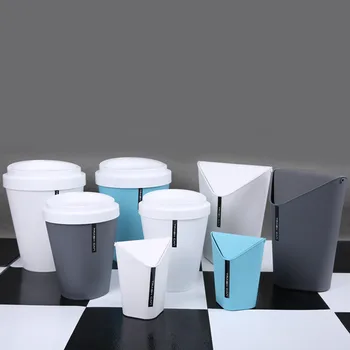 

Desktop Mini Waste Bins Creative Home Use/Office Hooded Plastic Trash Can Kitchen Bathroom Corner Dustbins Cleaning Accessories