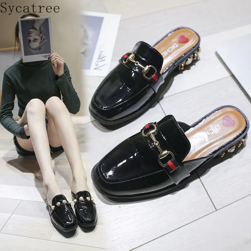 

Women Slippers New casual Shoes Spring and Summer Korean Version The Wild Buckle Pearl Square Head with Cool Women Shoes