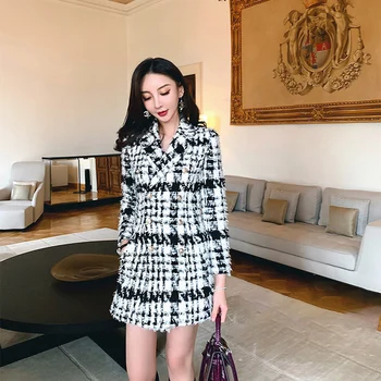 

2019 Luxury brand women fall Winter fashion Plaid long Coat Elegant Outerwear High quality Female Overcoat Factory wholesale