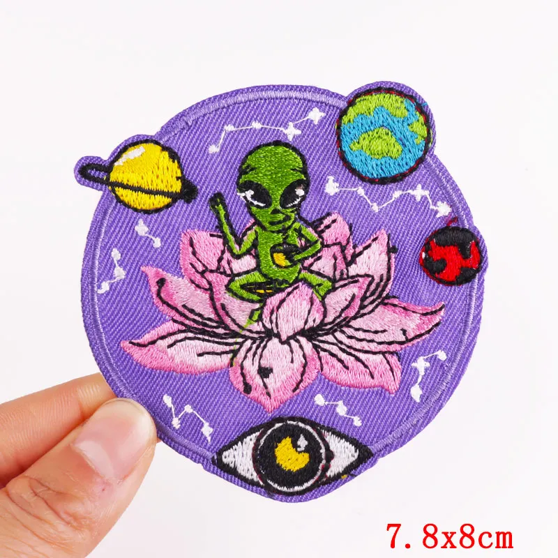 Prajna Alien Embroidered Patches On Clothes DIY Space UFO Applique Clothing Thermoadhesive Patches for Clothing Stickers Badges 