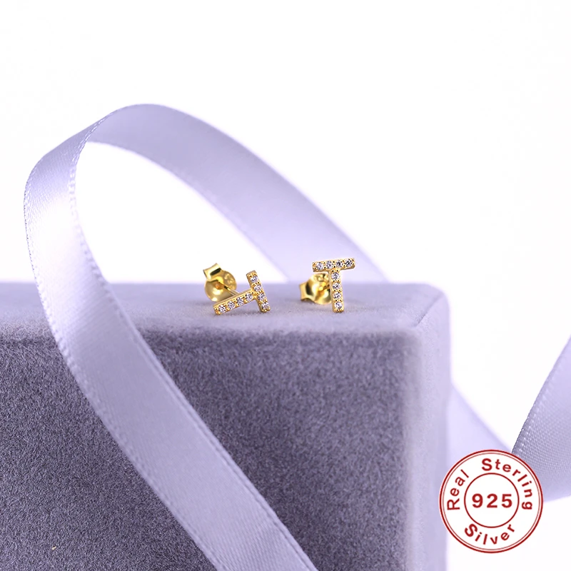 CANNER Small 925 Sterling Silver Alphabet Stud Earrings for Women Exquisite Zircon Cartilage Piercing 26 Letter Earings Jewelry