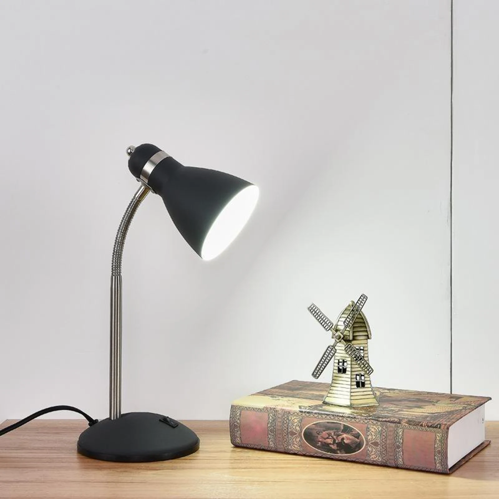 Metal Adjustable Gooseneck LED Table Lamp Study Room Bedroom Eye-Caring