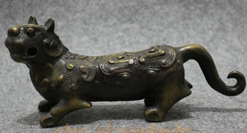 

8" Old Chinese Bronze Folk Carved FengShui Running Cat Head Tiger Animal Statue