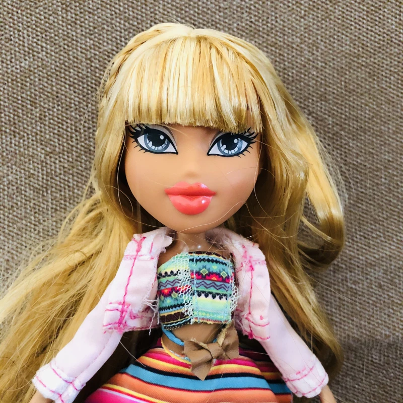 Оригинальные новые 23 см оригинальные модные фигурки BratzDoll спящие вечерние красные волосы YASMIN красивые MGAdoll лучший подарок для ребенка