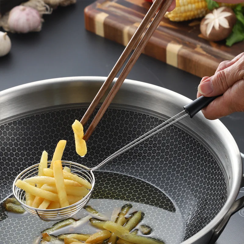 Description Picture 6 of itemStainless Steel Colander for Pasta Long Handle Hot Pot Noodle Drain Strainer French Fries Small  Skimmer Scoop Kitchen Gadgets