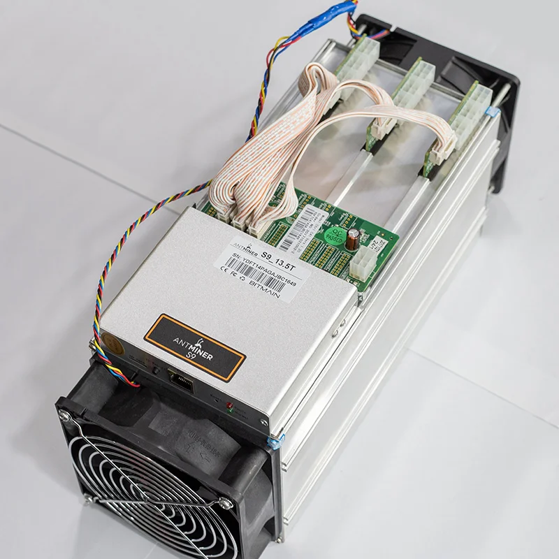 

Used Asic BTC Antminer S9 90% New Bitcoin Miner 13.5Th Mining SHA-256 Algorithm 13.5Th/ For a Spower Consumption 1323W T9+ S9K
