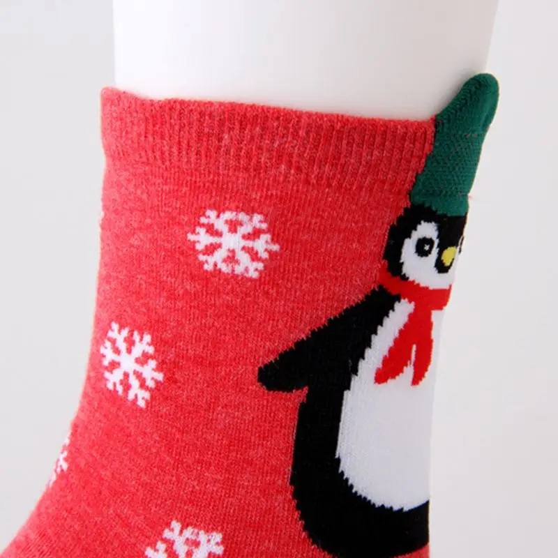 4 Pairs Women Christmas Holiday Long Crew Socks Cute Cartoon Cotton Hosiery Gift Fit for foot size 35-42