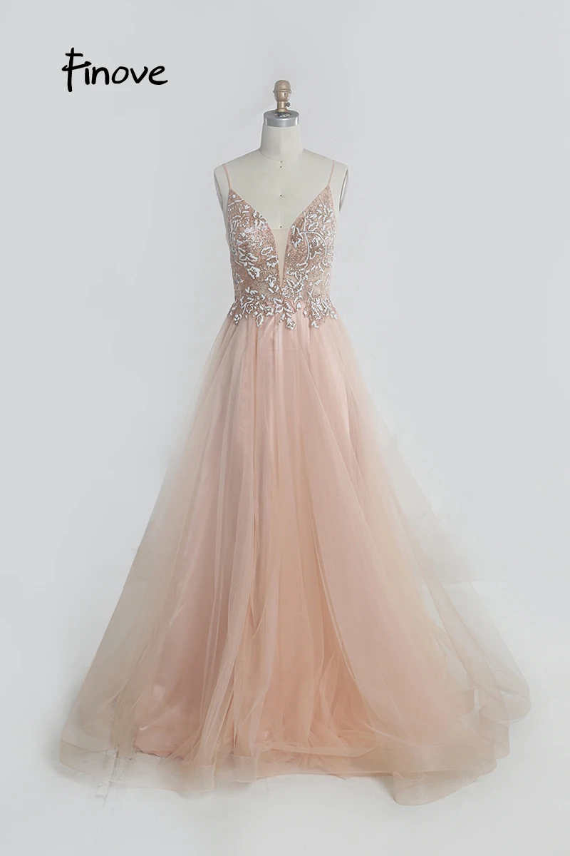 Finove Elegant Prom Dress 2020 Sexy V-neck Illusion Appliques A-line Evening Party Gowns Plus Size