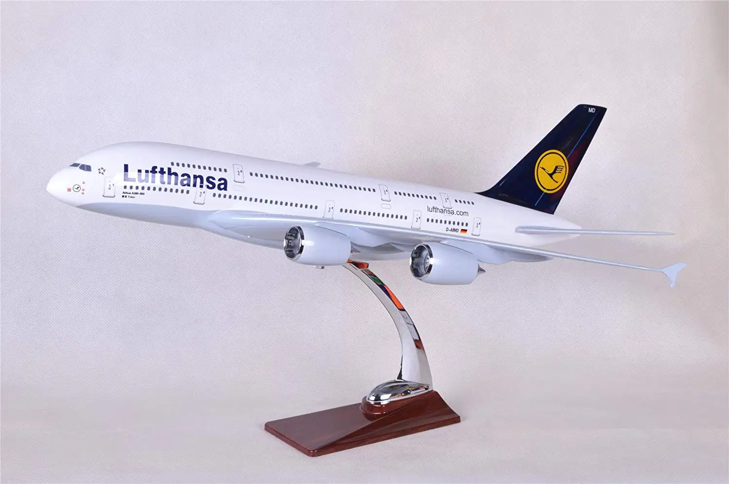 Династия Тан(ТМ 47 см воздушный автобус A380 Lufthansa Airlines Harz Flugzeugmodell Flugzeug Spielzeug Flugzeugmodell