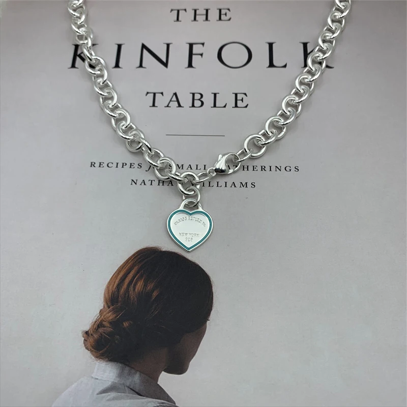 

SHINETUNG S925 sterling silver green heart-shaped clavicle enamel necklace, 1: 1 high-end female jewelry with logo.