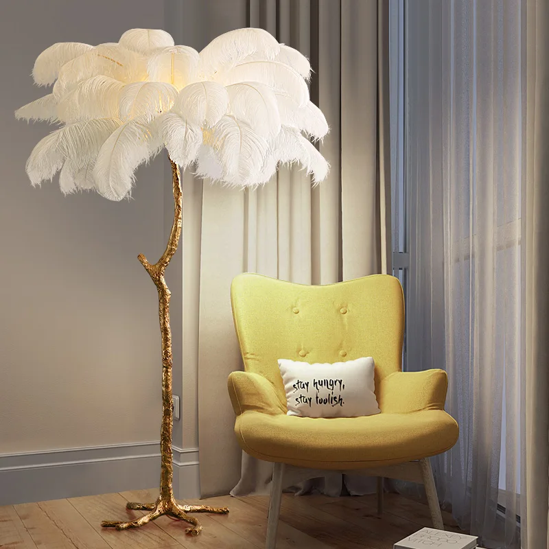 

The Northern European Light Luxury Living Feather Lamp Is Decorated with Luxurious Bedroom Home Accessories
