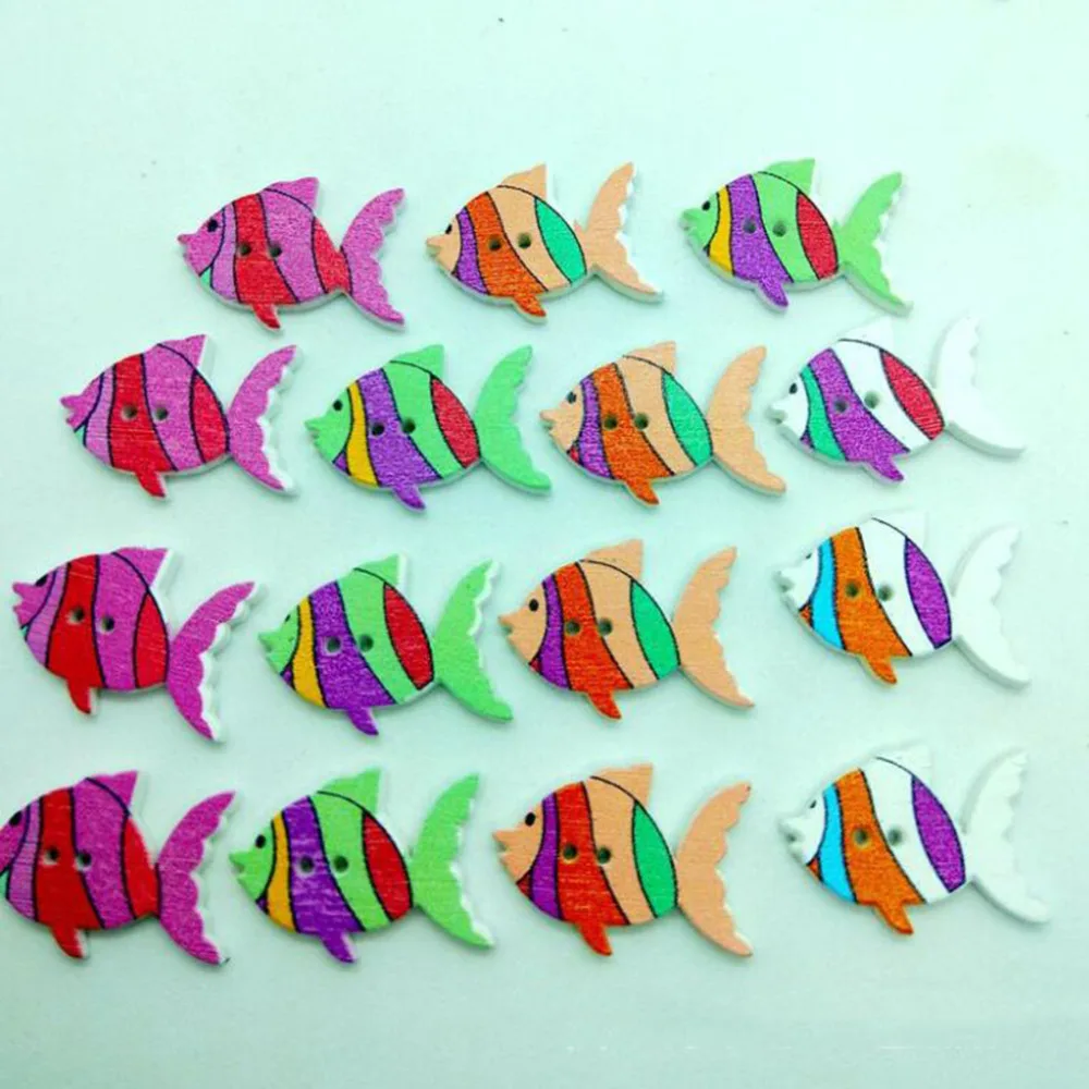 

50Pcs/Pack Handmade Material Scrapbooking Cartoon Painted Fish Retro Buttons 2 Holes Wooden Kindergarten DIY Sewing Buttons