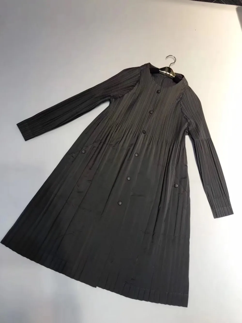 Лидер продаж Miyake сжимающий складной модный однобортный чистый цвет большой карман плащ