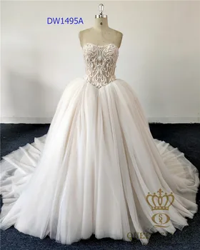 

Ball gowns special design champagne sleeveless high quality bridal dress