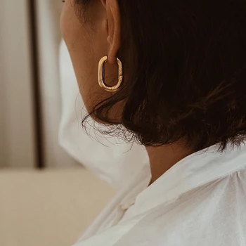 

Best Selling Chic O Shaped Hoop Earrings Women's Chunky Hoops Geometrical metal Earrings Minimalist Jewelry