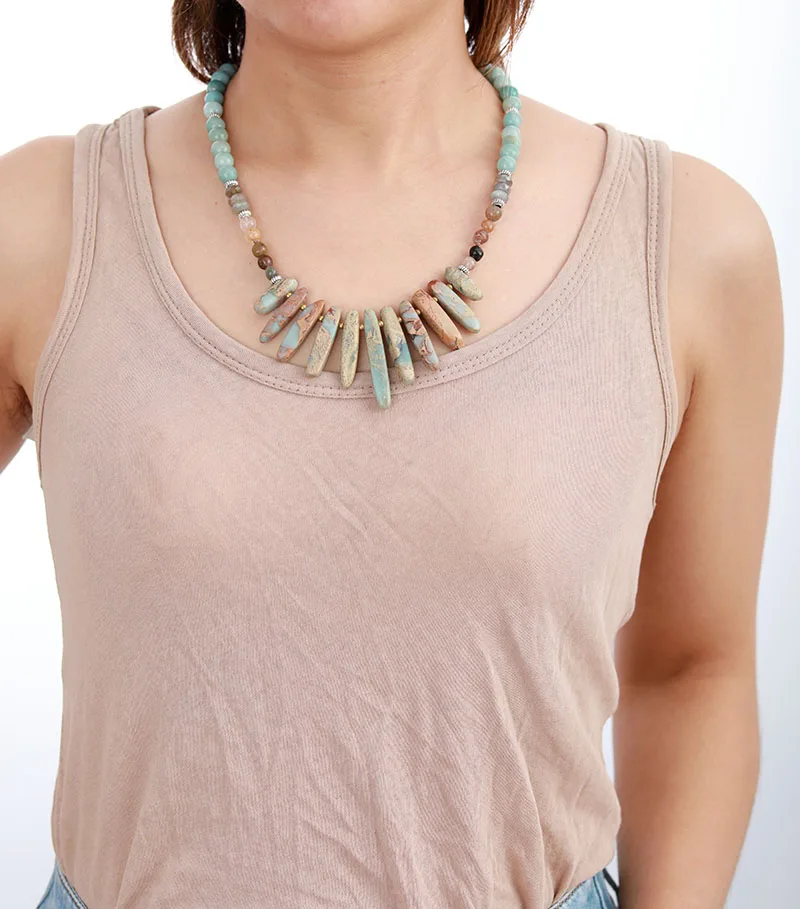 Chokers Necklaces for Women Random Natural Stones Vintage Short Statement Necklace Luxury Beaded Jewelry Dropshipping