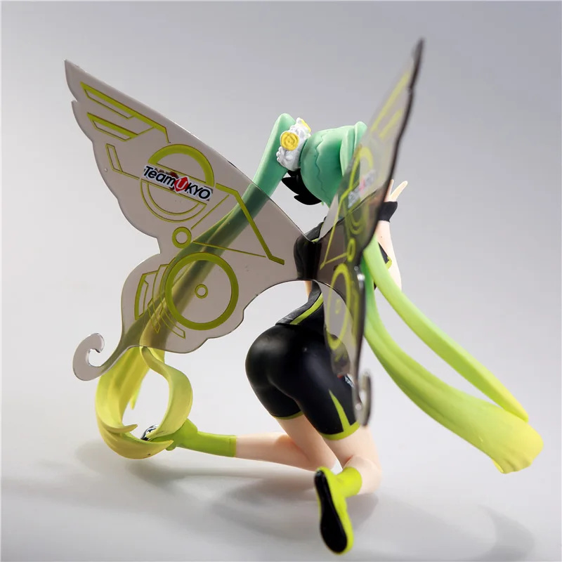 

Diffuse YULAI Anime Garage Kit 2017 Race Car Sound Miku Kneeling Should Aid Butterfly Hatsune Garage Kit Model