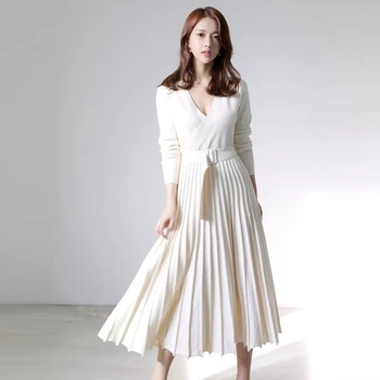 

Black/Blue/Red/Beige elegant pleated knitted dress women 2019 autumn winter fashion V-neck long maxi knitwear female vestidos