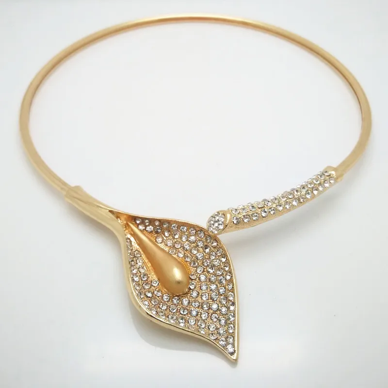 Preise Königreich Ma Fashion Nigerian Frau Hochzeit Afrikanische Perlen Schmuck Set Gold Farbe Mode Dubai Gold Farbe Braut Geschenk