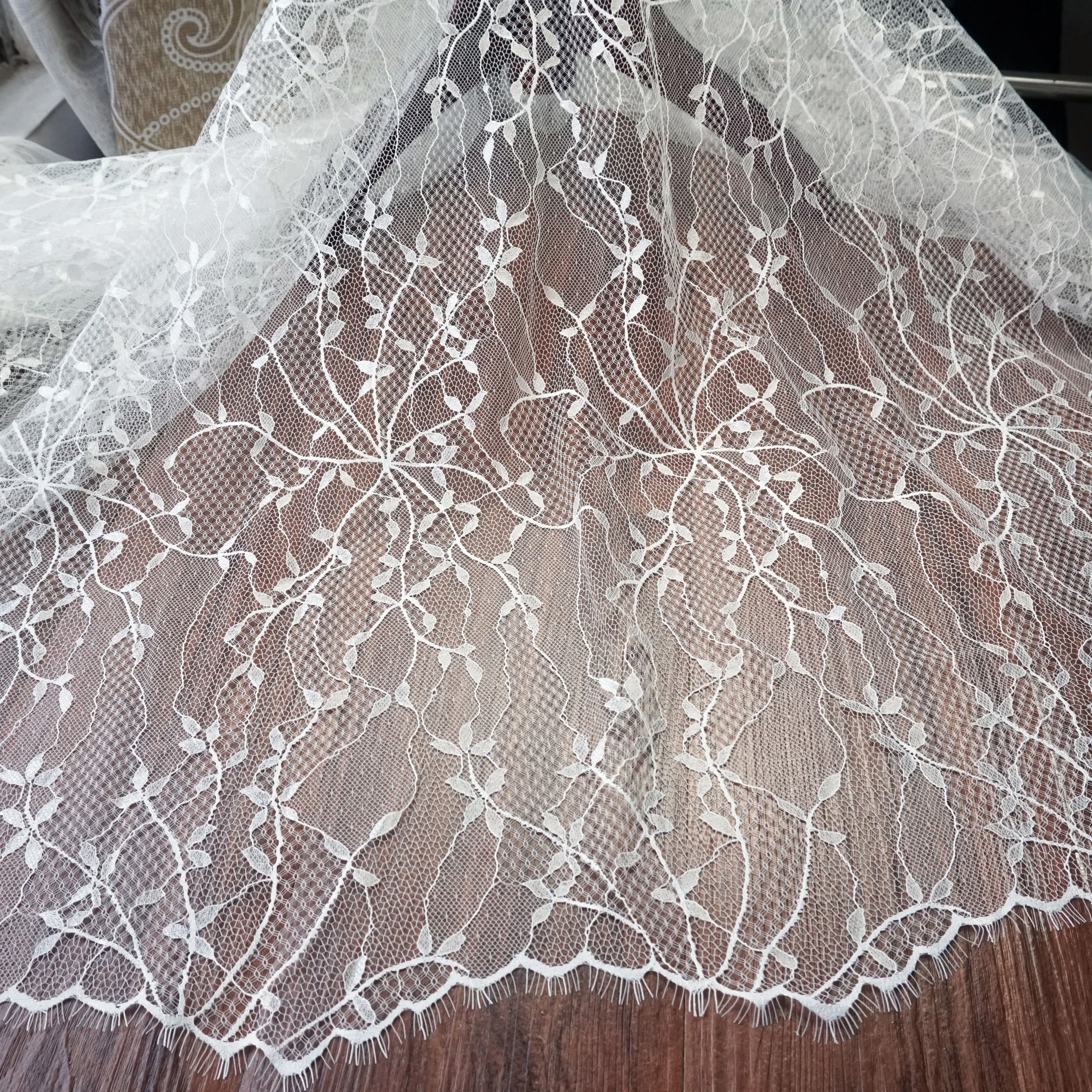 Необычный дизайн Нежные кружева французская кружевная ткань для свадебных платьев! Жесткое(немного) 1,5x3 метра = 1 шт. кружево