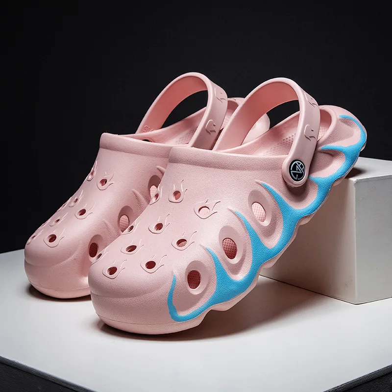 GSQHY 2021 mujeres sandalias calzado con agujeros par de zapatillas para casa de verano hueco hebilla de los hombres y de Playa de las mujeres zapatos planos zapatos de mujer Sandalias