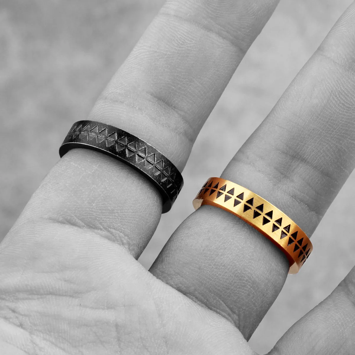 Forget the Metal—These Ring Finger Tattoos Will Stay With You Forever |  Finger tattoo designs, Ring finger tattoos, Tattoo wedding rings