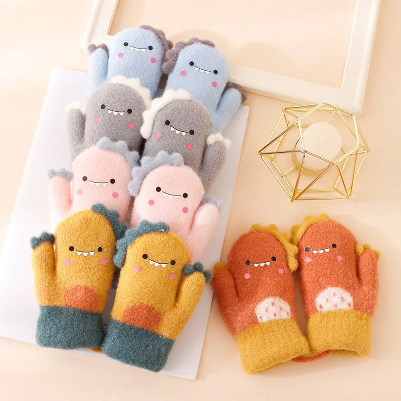 Cartoon Dinosaur Baby Gloves Soft Thick Warm Newborn Gloves For Baby Girls Boys Winter Cotton