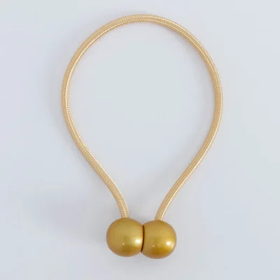 黄金色