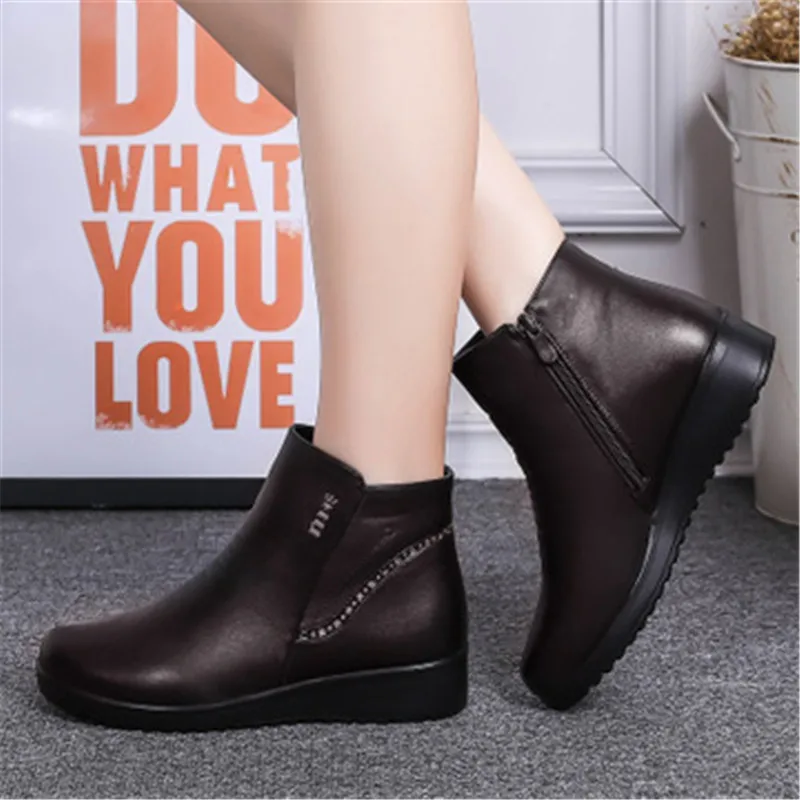 Winter New Women Platform Shoes Woman Genuine Leather Flat Ankle Boots Elderly Warm Snow Boots Mother Cotton Shoes Size 35-41