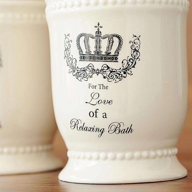 Ceramic Bath Accessories Set Bathroom Accessories Set 4 Pieces of Decorative Hand Soap Bottle Mouth Cup Soap Dish