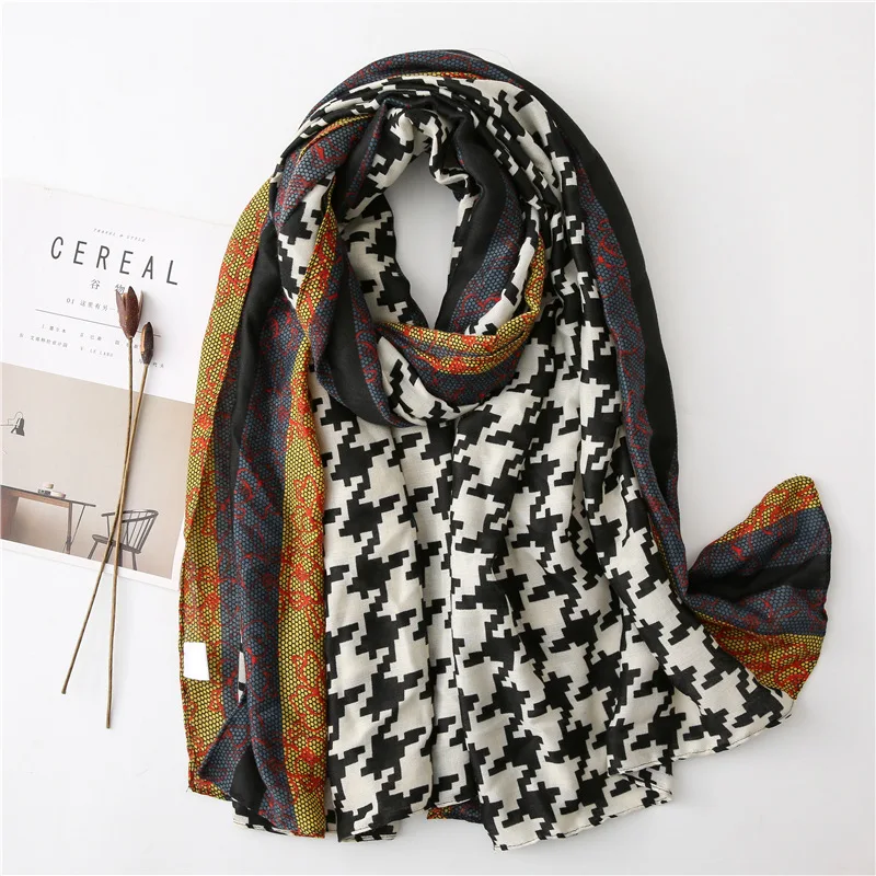 

2020 autumn and winter new cotton and linen scarf female Korean version of the wild pounding bird grace stitching long shawl