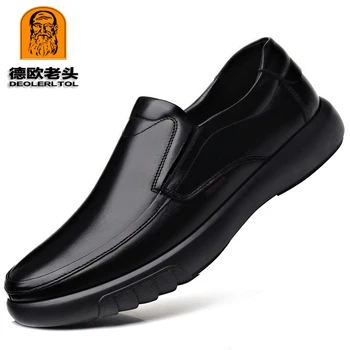2020 Men #8217 s Genuine Leather Shoes 38-47 Head Leather Soft Anti-slip Rubber Loafers Shoes Man Casual Real Leather Shoes tanie i dobre opinie DEOLERLTOL Cow Leather 201838 Slip-On Fits true to size take your normal size Solid Adult Breathable Waterproof Spring Autumn