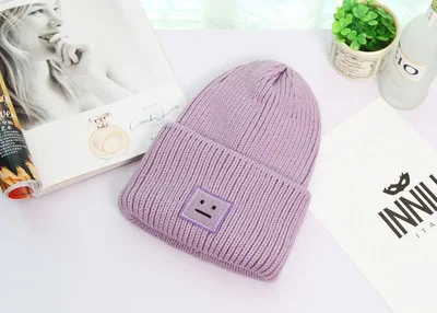 Осенне-зимние брендовые шапочки Skullies, 1 шт., корейские квадратные вязаные шапки со смайликом, шапки для влюбленных, для женщин и мужчин, 4 цвета - Цвет: Violet