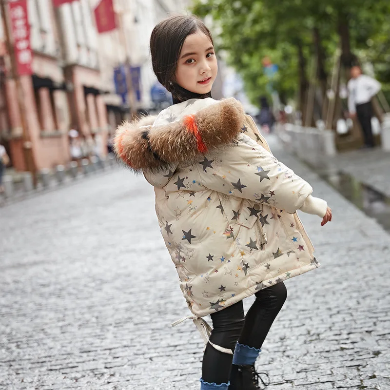 Пуховик для девочек 4-12 лет, новая детская зимняя Модная парка в Корейском стиле со звездами, детское теплое длинное пальто с меховым воротником и капюшоном