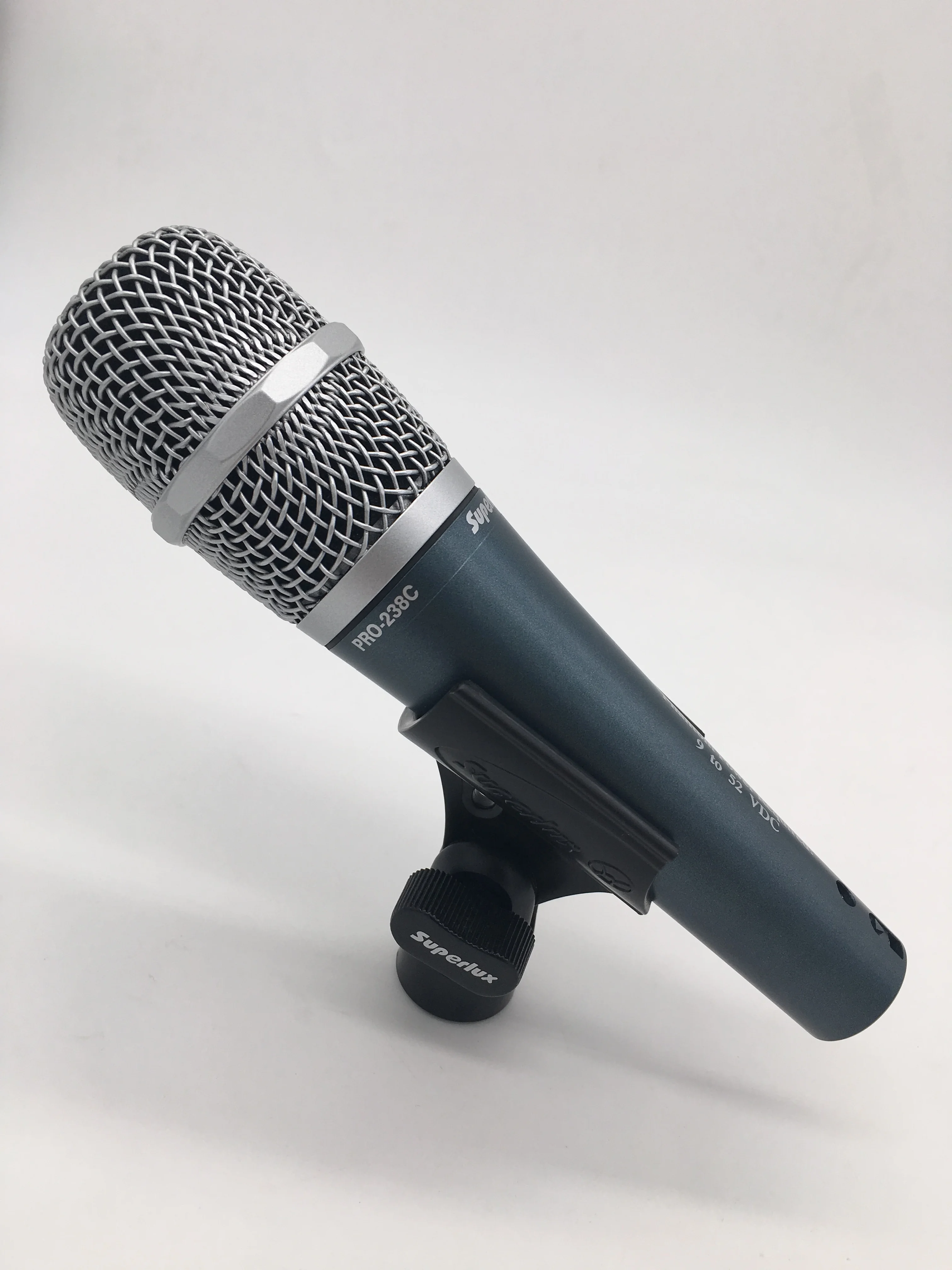 Superlux PRO238C профессиональная производительность Ручной вокальный микрофон конденсаторный микрофон для конференций и интервью