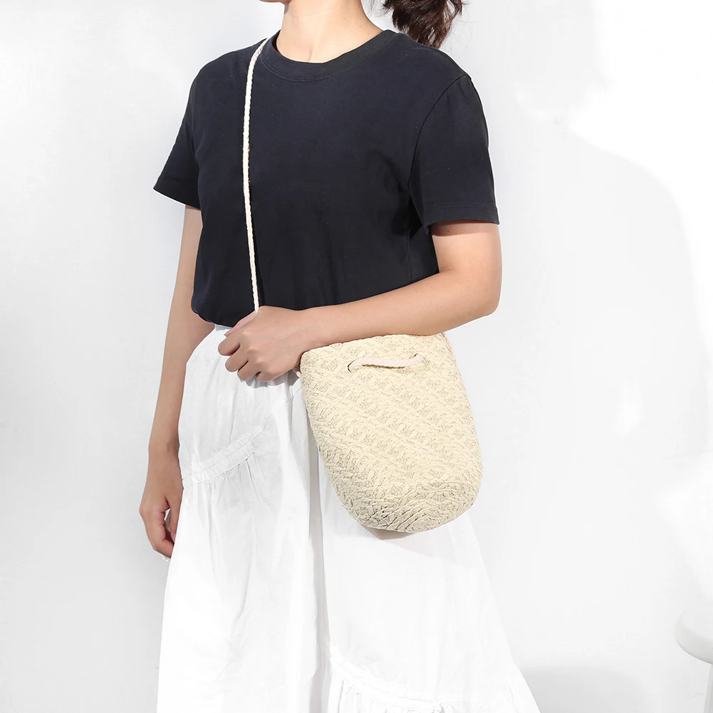 Fashion Straw Bucket Bag for Summer 2021