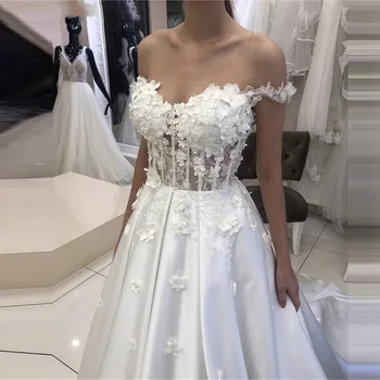 

2021 Sexy Off Shoulder Mermaid Wedding Dress Lace Appliques Satin Bride Gowns With 3D Flowers Adorned Bandage Back Adjustable