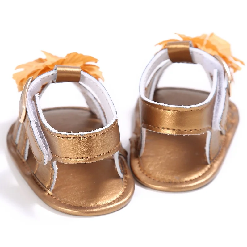 Модные сандалии из искусственной кожи для маленьких девочек; летняя нескользящая обувь с цветочным узором