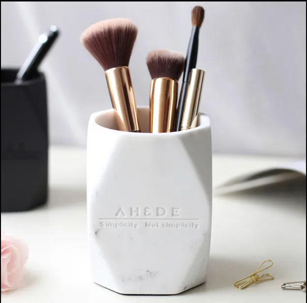 

2019 New Creative Pen Vase Pencil Pot Makeup Brush Holder Stationery Desk Tidy Container Office Supplies