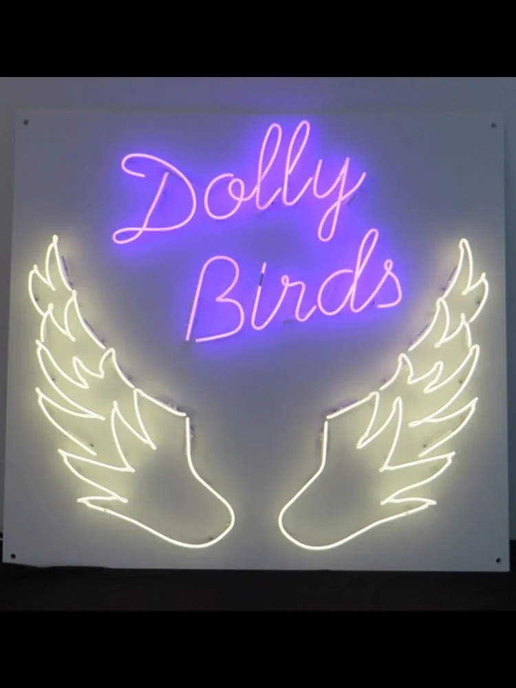Insegna Al Neon Per Dolly Birds Wings Artigianato Tubi Di Vetro Salone Di Bellezza Lampada Commerciale Resterant Business Display Iconic Super Light