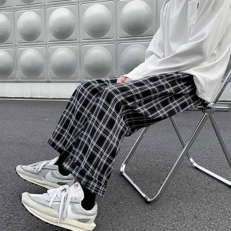 Casual Pants Men Straight Harajuku Streetwear Korean Style Plaid Ankle-length Elastic Waist Students Trousers All-match Retro Casual Pants
