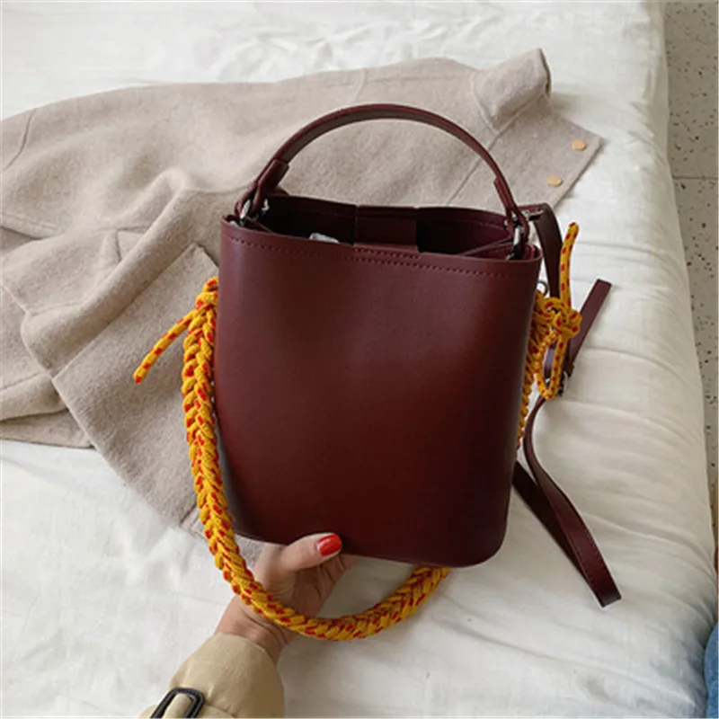 

New Small Bag 2019 Portable Shoulder Messenger Bag Simple Solid Color Female Bag Bucket Bag Women Purse and Handbags Sac A Main