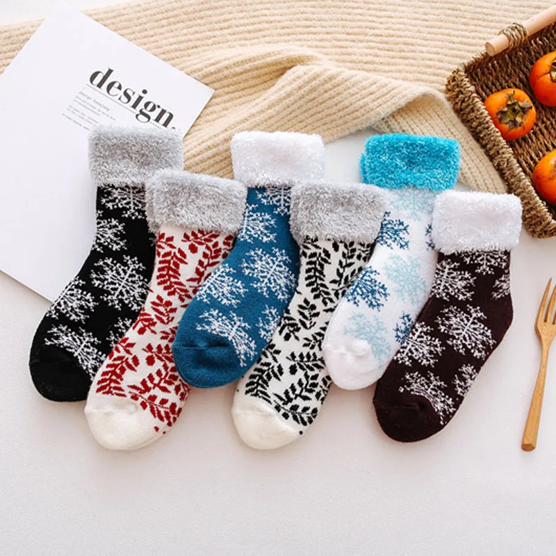 1 пара, зимние женские носки, хлопковые толстые нескользящие носки-тапочки с принтом, Рождественские Носки с рисунком снежинки, удобный подарок для девочки