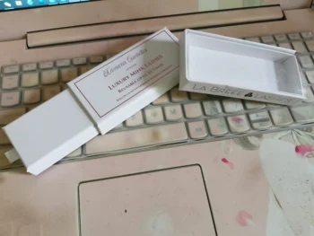 

100pcs customized eyelash box