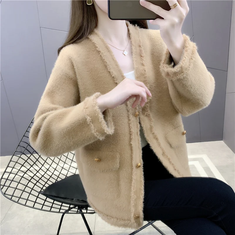 

Room 210332, 5 rows on 4 】 collaosed imitated mink wool pure color tassel pocket knitting cardigan [3021] 66