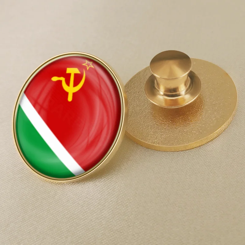 ピンバッジ Rare! 60 years of Sov Un Lithuanian edition Badge Medal Pin 