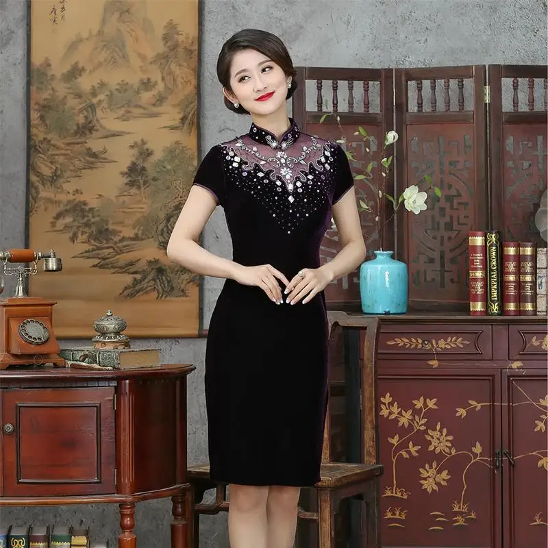 Полые бусины ручной работы Cheongsam платья для женщин перспективная Сексуальная Vestidos воротник стойка винтажная Кнопка Новинка Qipao - Цвет: Purple B