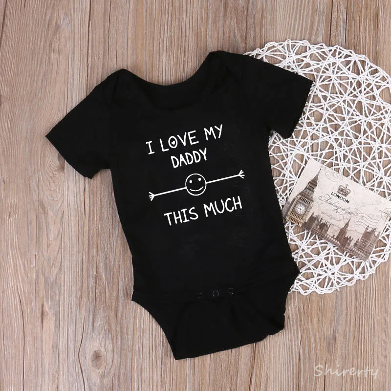 I Love My Daddy/детские комбинезоны; хлопковая одежда с короткими рукавами для младенцев; Детский комбинезон с принтом «папа»; Одежда для маленьких мальчиков и девочек - Цвет: Love My Daddy-Black
