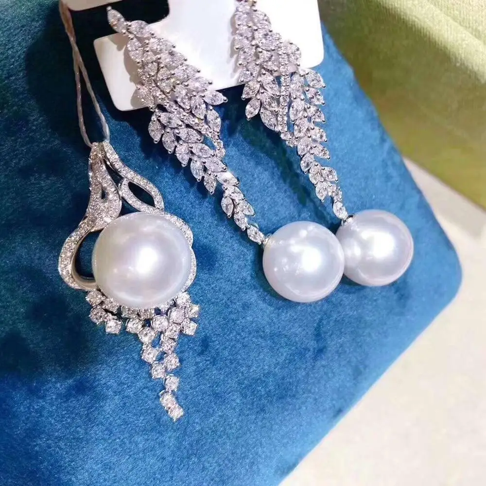 Женский ювелирный комплект из серебра 925 пробы с натуральным пресноводным белым