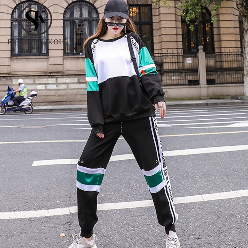 

Hip hop Two piece set Casual Tracksuit women 2019 New Autumn Long sleeve Sweatshirt And Trousers Fashion Print 2 piece set women